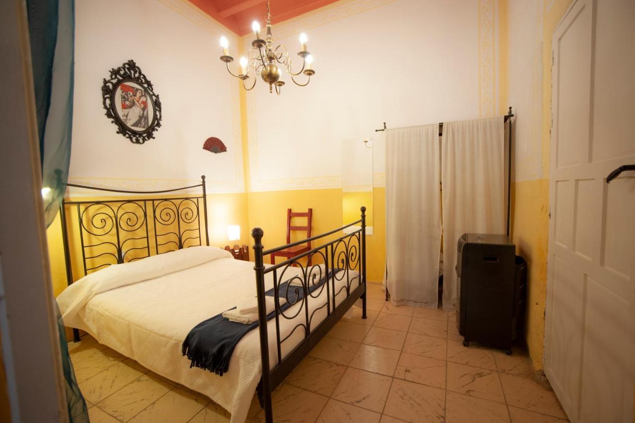 Apartamentos Casa Rosaleda Херес-де-ла-Фронтера Экстерьер фото